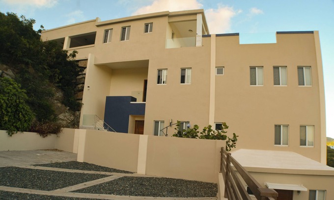 Parham Town Apartment | Spacious 3-bedroom apartment with WiFi, AC in tranquil Tortola