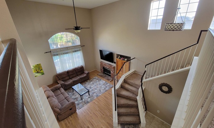 Fontana House | Spacious 3 Bedroom Home with Pool