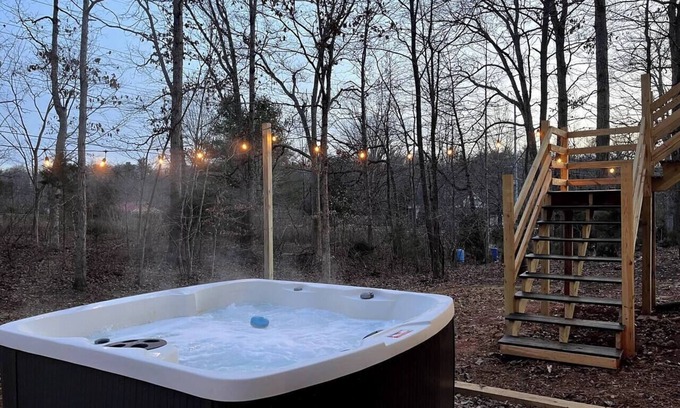 Faber House | Spacious 3 BR Hot Tub Wine Trail Wintergreen