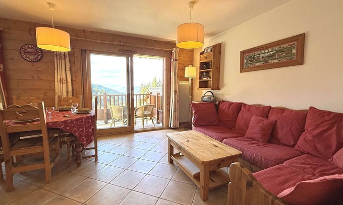 Cohennoz Apartment | Spacious 3BR Apartment with Pool Access, Balcony & Garage in Crest-Voland