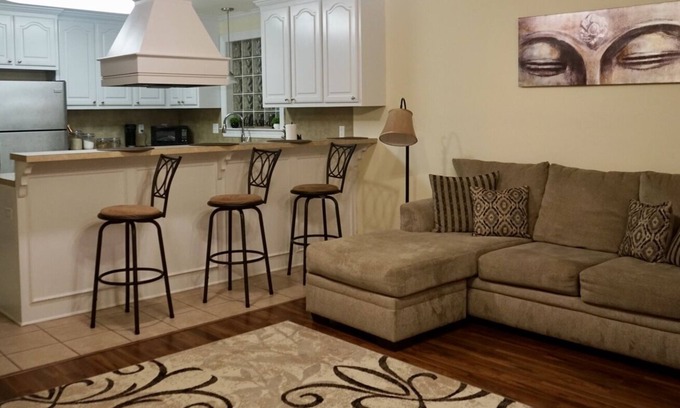 Highlands - Perkins House | Spacious, 3BR Mins from LSU Stadium