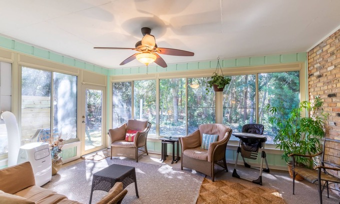 Perdido Bay Villas Apartment | Spacious 3BR Pensacola Townhouse