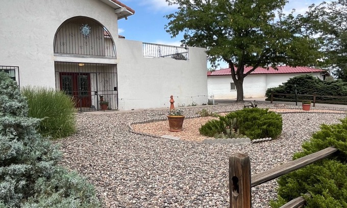 Rio Rancho House | Spacious 4-bedroom estate with Game Room, Fantastic Balloon Views and RV Parking
