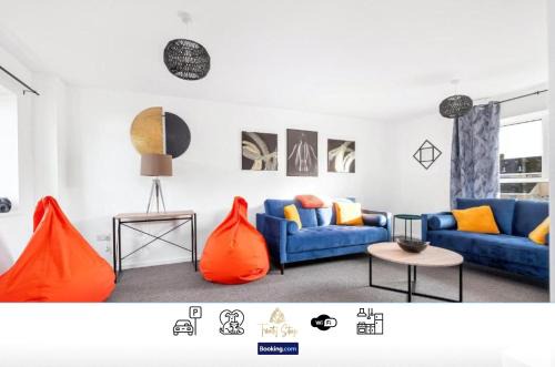 Newborough House | Spacious 4 Bedroom House Convenient Location By Trinity Stays Short Lets & Serviced Accommodation Peterborough