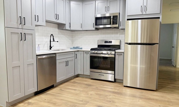 Loma Linda House | Spacious 4-bedroom house in nice Loma Linda with WiFi, AC