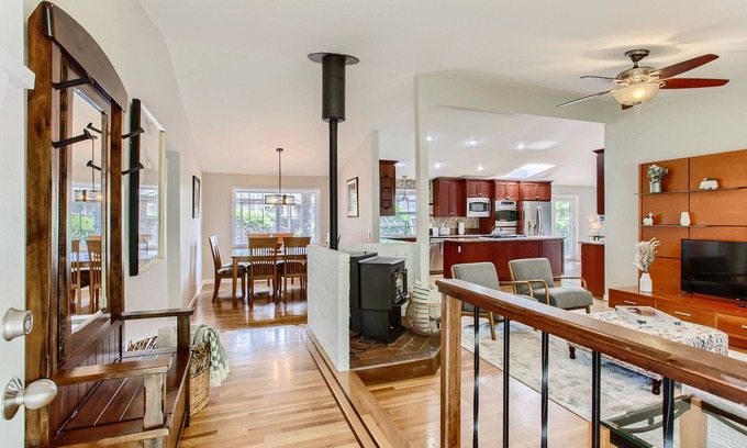 Sherwood - Tualatin South House | Spacious 4-bedroom home with outdoor deck