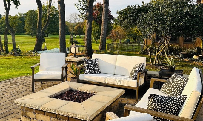 Granger House | Spacious 4-bedroom home on Private Golf Course with in-home Gym & Sauna.