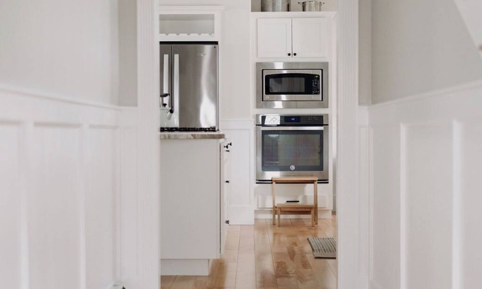 East End House | Spacious 4-bedroom house located in the heart of Portland, ME.