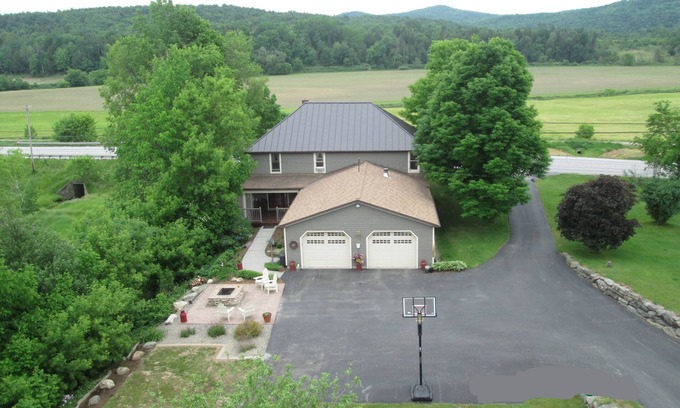 Enosburg Falls House | Spacious 4-bedroom house with WiFi, game & fitness room in Franklin County VT