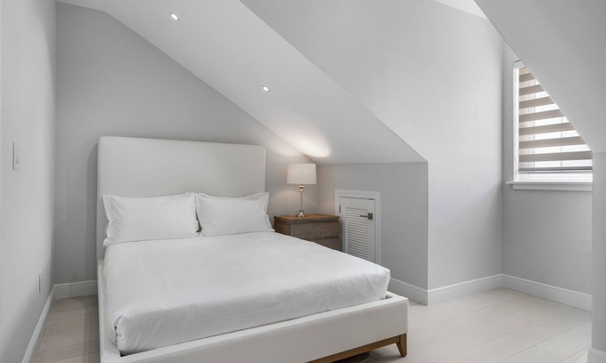 Nassau House | Spacious 4-bedroom Townhome Steps From The Beach
