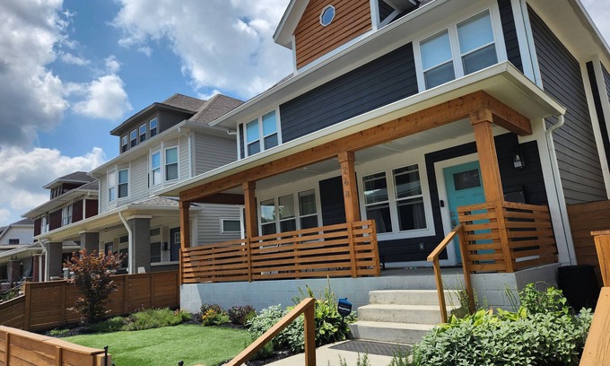 Near Eastside House | Spacious 4-bedroom house with AC and WiFi in charming Indianapolis