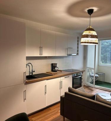 Herouville-Saint-Clair Apartment | Spacious 4 bedroom family home 5 min from Caen