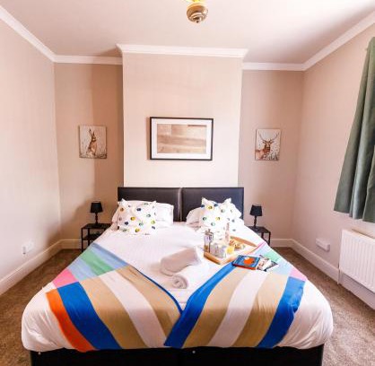 Sunderland Apartment | Spacious 4Bed Parking & Wi-Fi - Contractor Stays