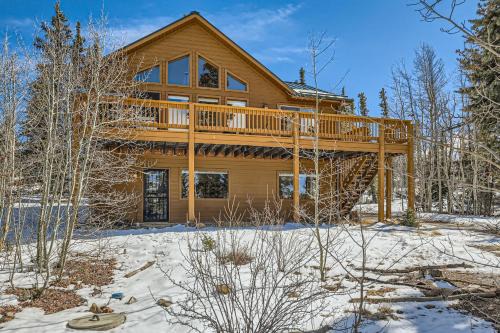 Indian Mountain House | Spacious 4BR Cabin 2 Living Areas Deck with Grill