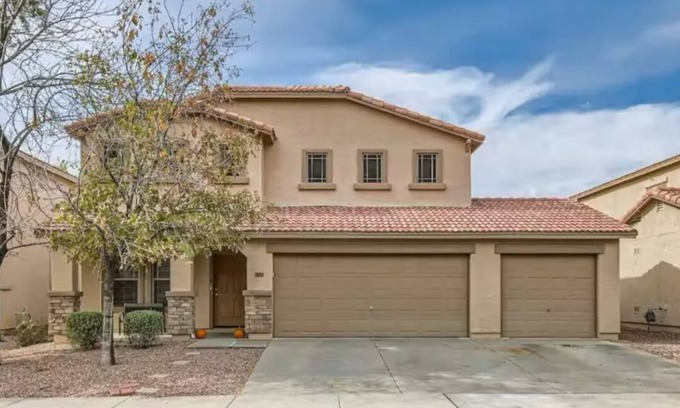 Surprise Farms House | Spacious 4BR Home w/Pool & Backyard Oasis – Surprise AZ