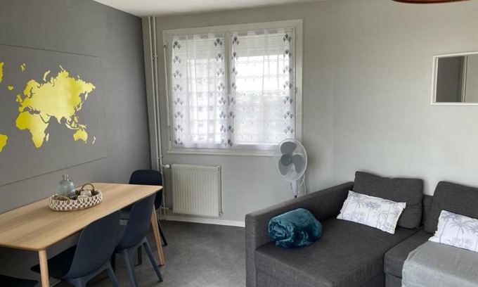 Saint-Jacques - Pirmil Apartment | Spacious 62 m aprtment with balcony