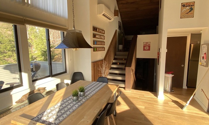 Lincoln Condo | Spacious and cozy condo right across from Loon Mountain