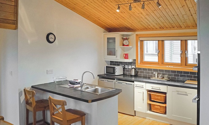Carnmenellis Ski Chalet | Spacious and luxurious lodge.
