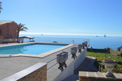 Tarragona Apartment | Spacious Apartment in Tarragona + Pool