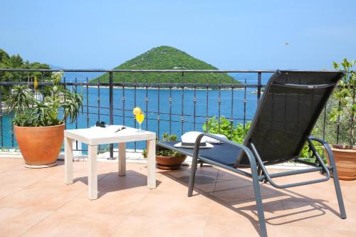 Prozurska Luka Apartment | Spacious apartment Lucia