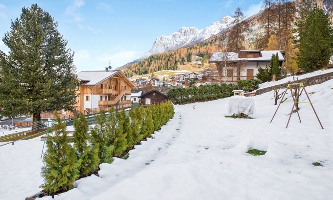 Moena Apartment | Spacious Apartment “Villa Pineta”with Mountain View