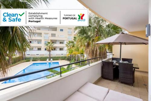 Funchal Apartment | Spacious Apartment with Huge Terrace and Swimming Pool