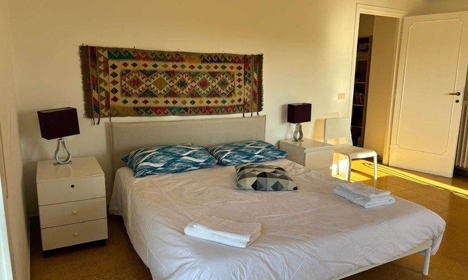 Monte Sacro Apartment | Spacious apartment with park view in Conca d'oro