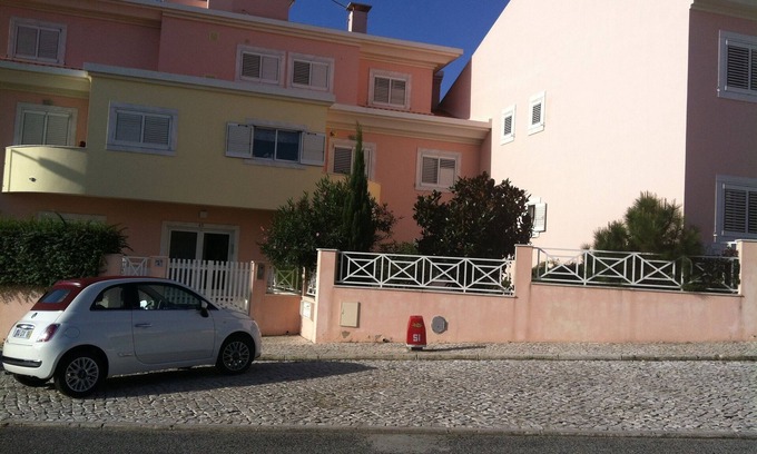 Parede Apartment | SPACIOUS APARTMENT WITH SUN TERRACE/PRIVATE GARDEN/POOL