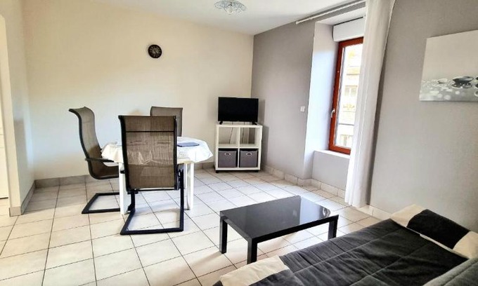 Parame Apartment | Spacious apt near the sea in Saint-Malo