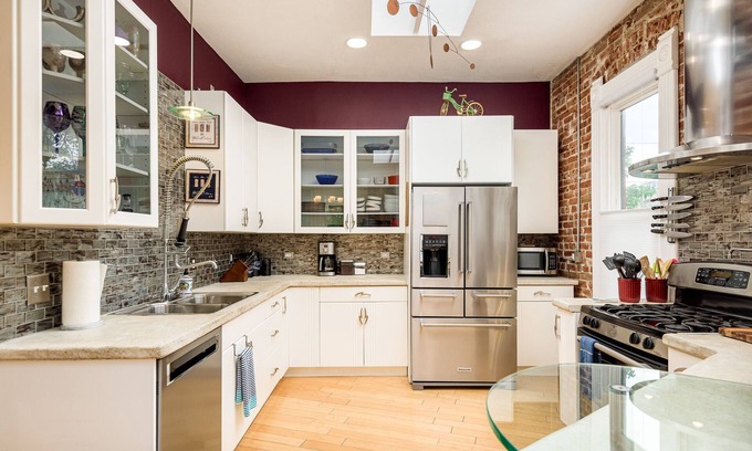 Curtis Park House | Spacious Artist’s House in the middle of Denver