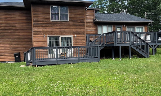 Bethel House | Spacious Bethel House