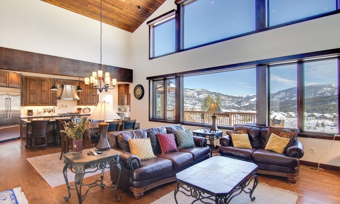 Big Sky House | Spacious Big Sky Home w/Hot Tub & Grill!