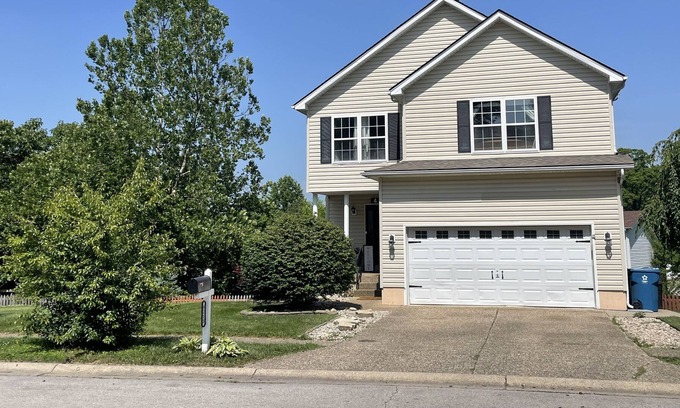 Buechel House | Spacious Bluegrass home with open floor plan and outdoor fire pit!