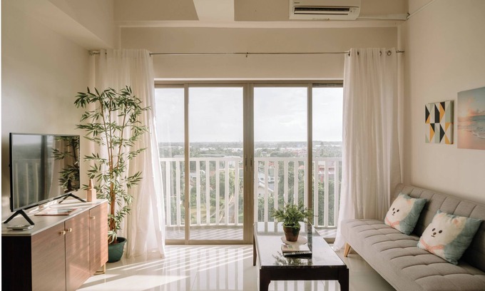 Mandurriao Condo | Spacious & Bright Family Escape