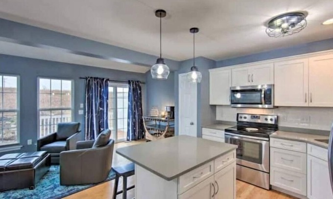 Bellefonte House | Spacious, Bright, Pristine Penn State Home!