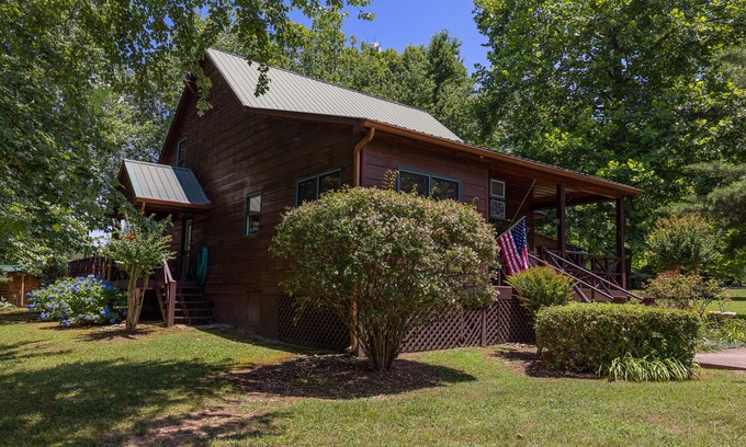 Choestoe Cabin | Spacious Choestoe Village Cabin, Mountains of Northeast GAnLicense # 014514