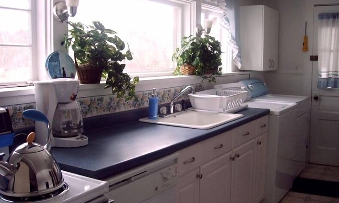 Lee Other | Spacious Comfortable Charming Family Farmhouse Great Location