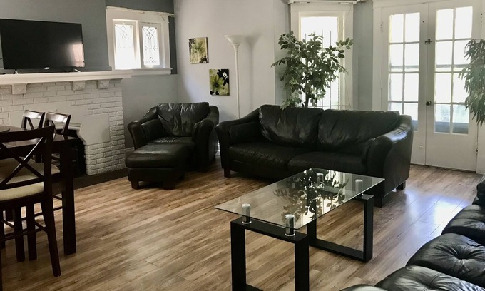 Hough Condo | Spacious Condo Overlooking the Park