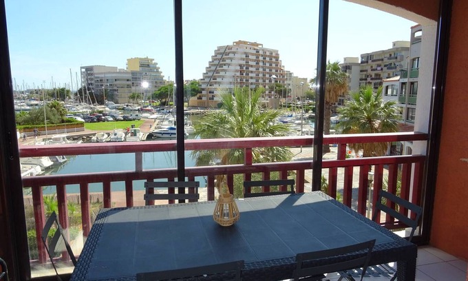 Le Port Apartment | Spacious Cross-Through T3 at Canet Beach Port