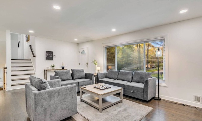 Belvedere Park House | Spacious Decatur Home Sleeps 12, Work-Ready
