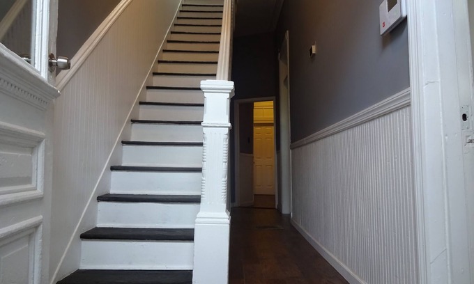 Crown Heights House | Spacious Duplex in Townhouse