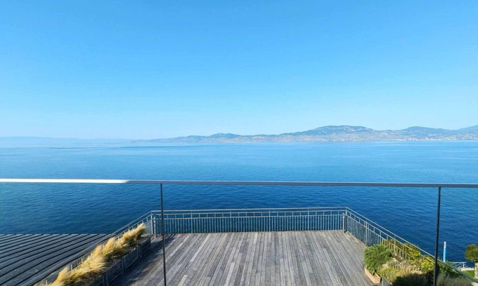 Saint-Gingolph Apartment | Spacious flat with magnificent terrace overlooking Lake Geneva.