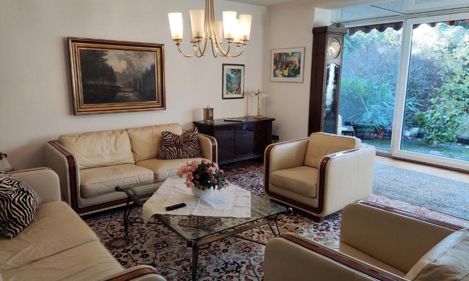Nordhorn House | Spacious for 5 - kitchen - House - Wifi