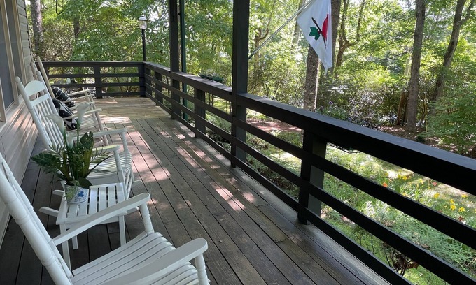 Lake Toxaway Cabin | Spacious fully-renovated cottage with lake views nestled in serene Lake Toxaway.