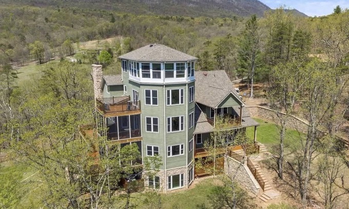 Bentonville House | Spacious Gathering~Pool~Hot Tub~Riverfront~Game Room~Hiking~Large Decks~Screened