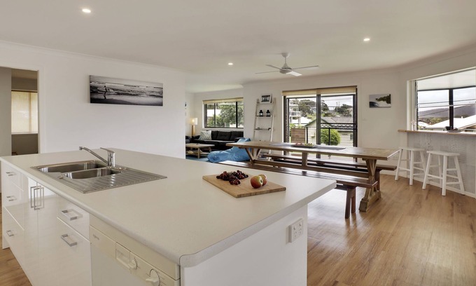 Crescent Head House | SPACIOUS HOLIDAY HOME IN THE HEART OF CRESCENT HEAD