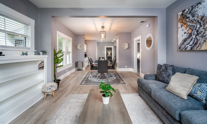 Midtown House | Spacious Home Close to downtown SA