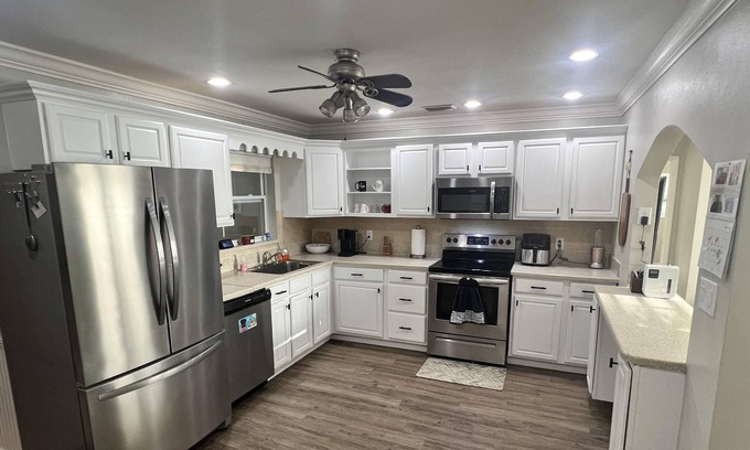 Charlotte Park House | Spacious home in the heart of Punta Gorda! Convenient location! Pets welcome!