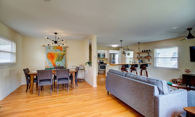 Orchard Knob House | Spacious Home Near Downtown – Perfect for Groups