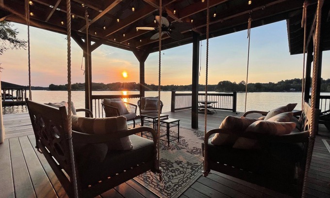 Hickory House | Spacious Home on Lake Hickory with Dock